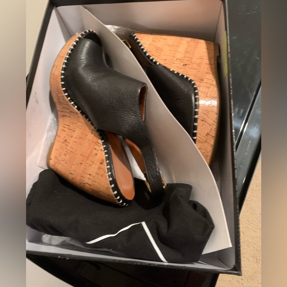 Dolce Vita Prema Platform Peep Toe Wedges Black Leather Size 8B - Picture 9 of 10